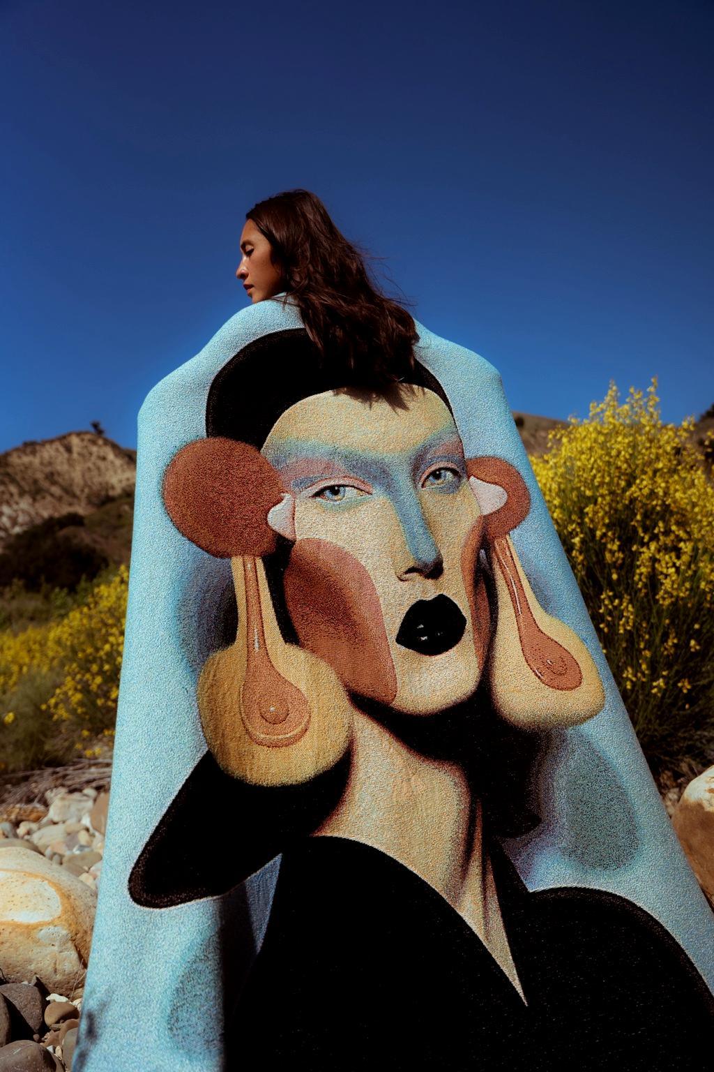 CLAUDE woven art blanket in flowers